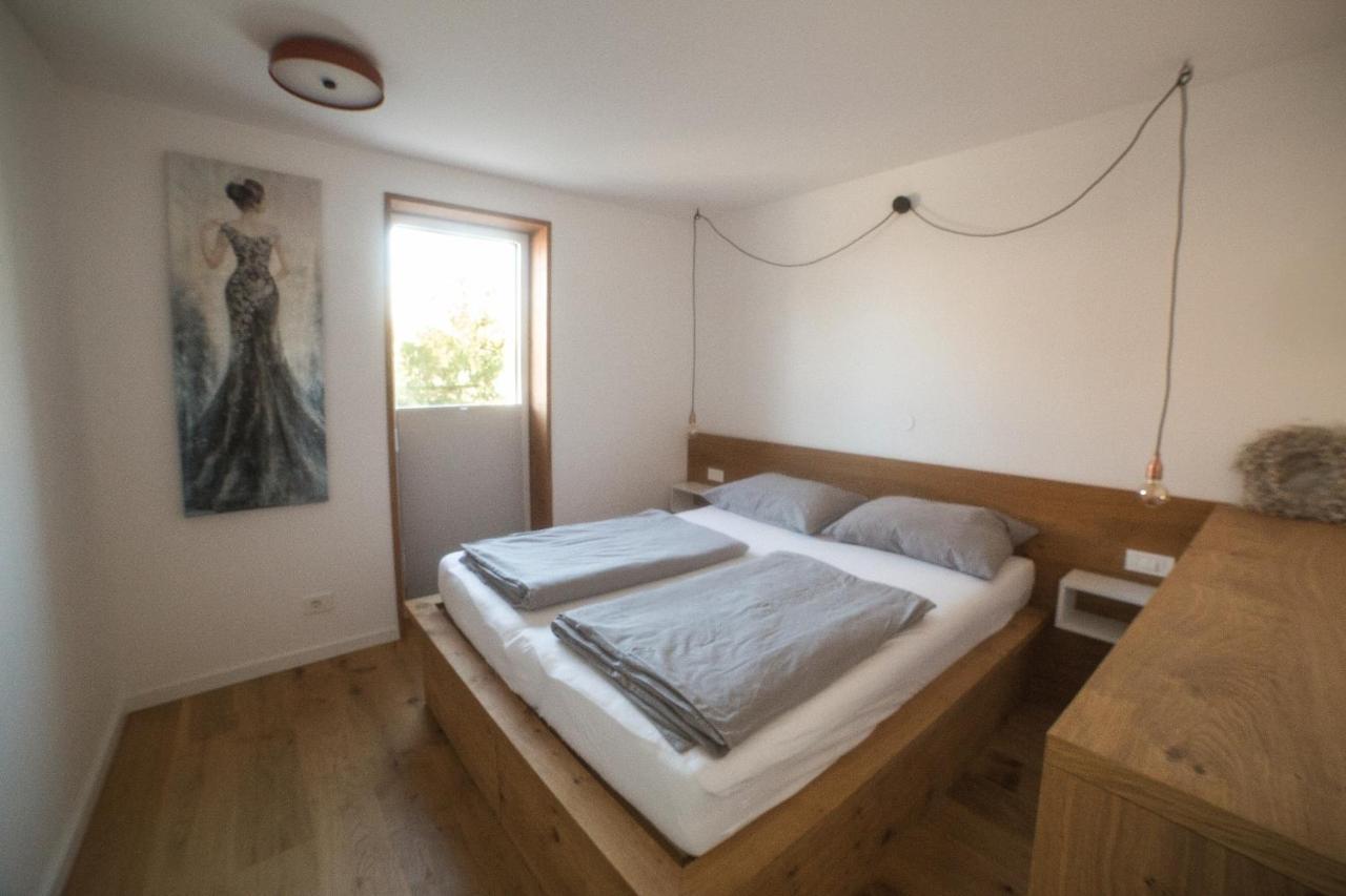 Klajder Apartment Peroj Bagian luar foto